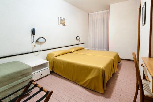 Hotel Garnì Losanna Bibione Exteriör bild